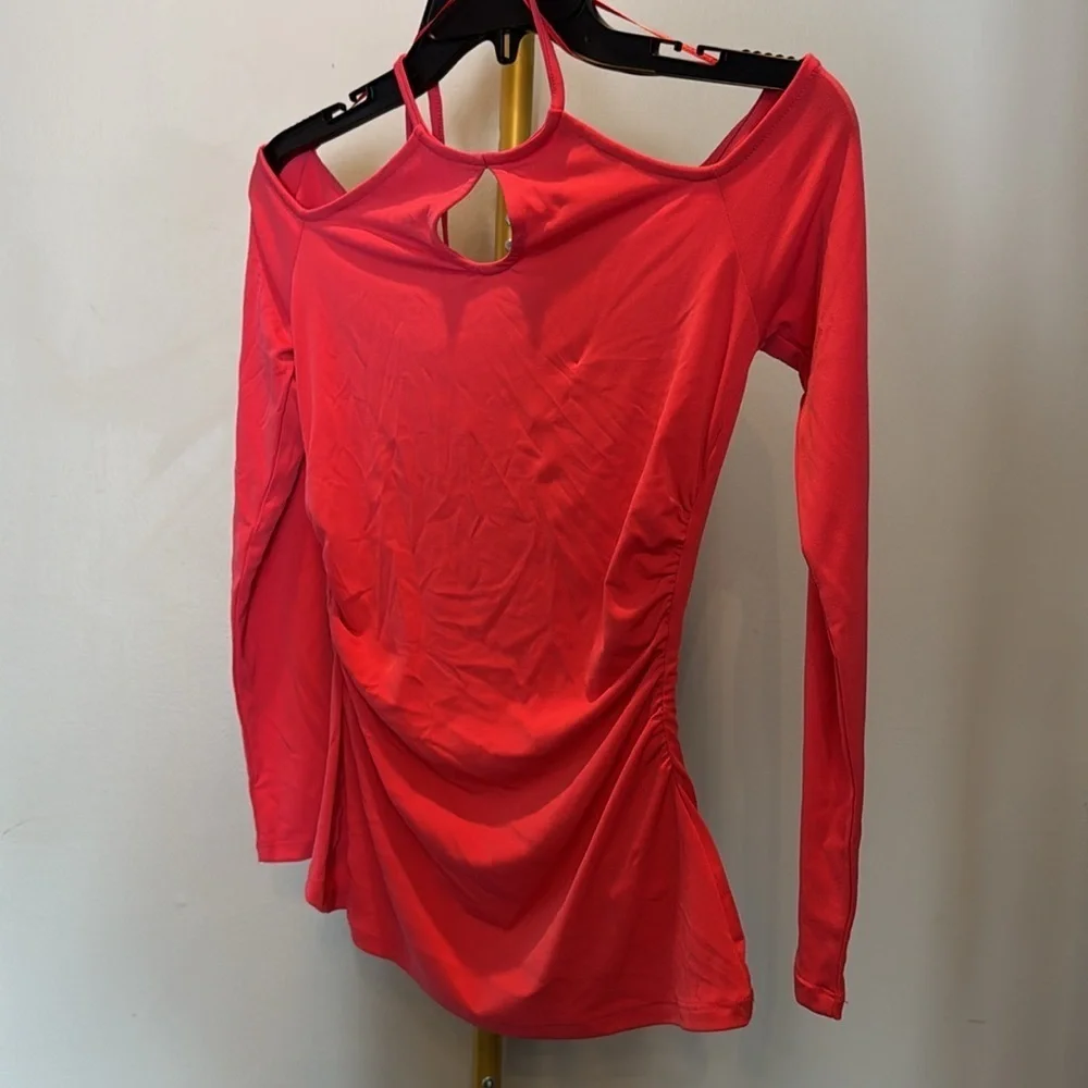 Michael Kors cold shoulder key hold top NWT XS